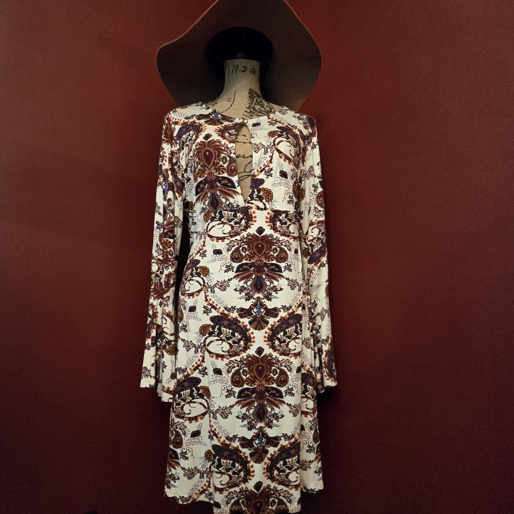 Size L Boho Dress. VENUS Long Sleeve Dress with Red and Blue Floral Design